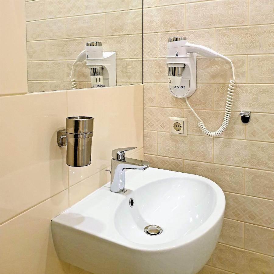 Amber Drop Apartments พาลังกา ภายนอก รูปภาพ
