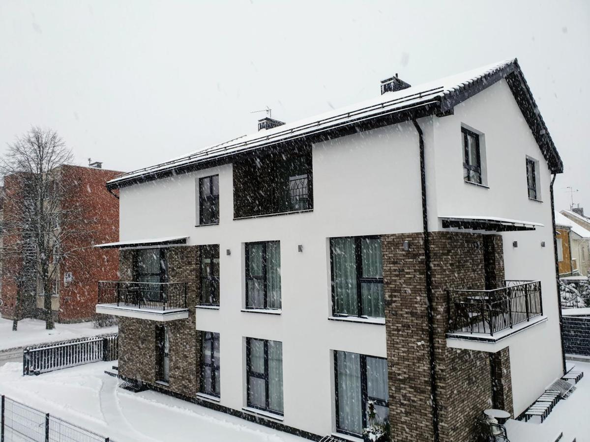 Amber Drop Apartments พาลังกา ภายนอก รูปภาพ